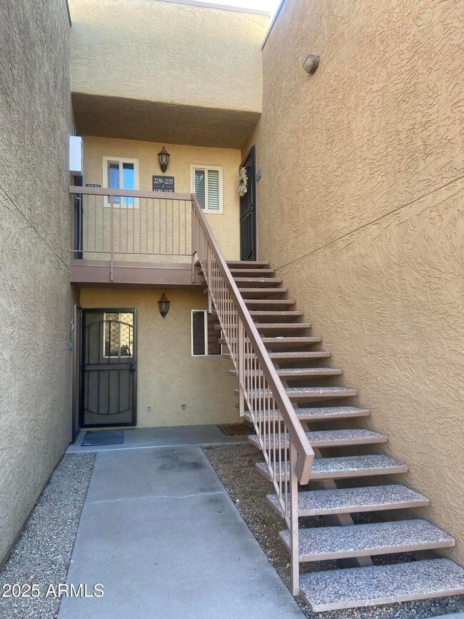 Building Photo - 5877 N Granite Reef Rd