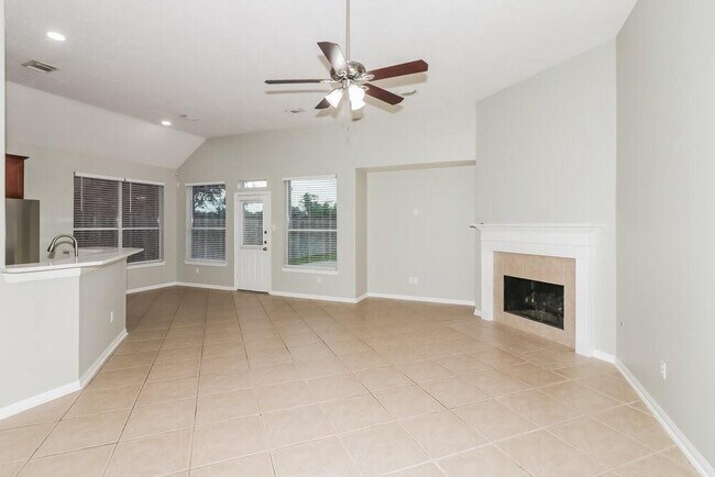 Building Photo - 10719 Gilford Crest Dr