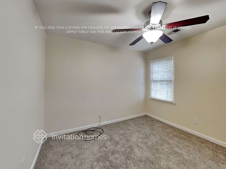 Building Photo - 4690 Cedar Brook Dr SE