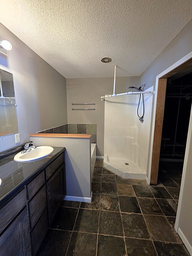 Building Photo - 1300 146th Ave