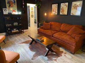 Building Photo - 84 N Holmes St