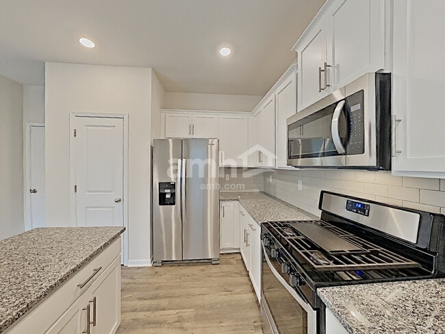 Building Photo - 3321 Oak Tree Trail