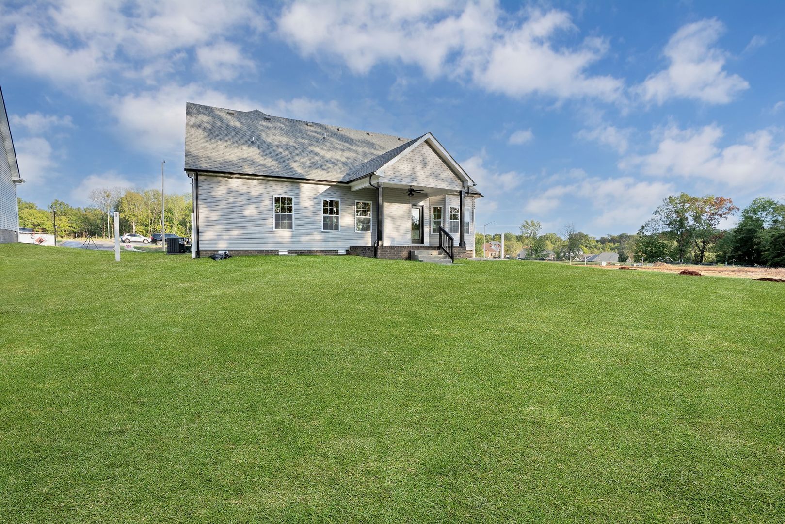 Building Photo - 502 N Halifax Ct