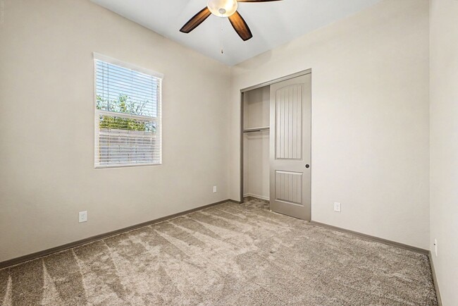Building Photo - Ironwood Crossings