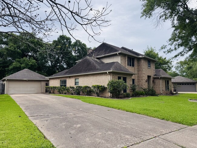 Building Photo - 2434 Hodges Bend Cir