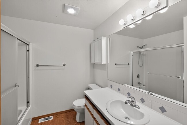 Building Photo - 20463 SW Midline St