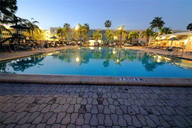 Building Photo - 2650 Coconut Bay Ln