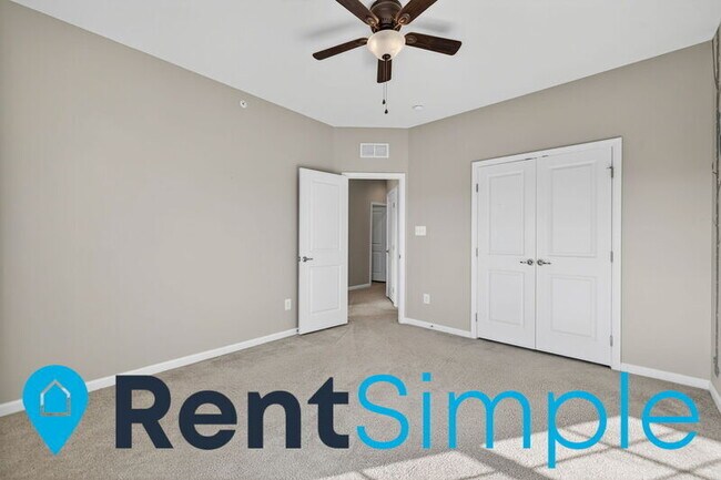 Building Photo - 7485 Brunson Cir