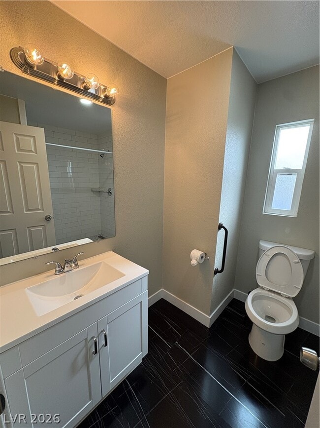 Building Photo - 223 Mojave Ln