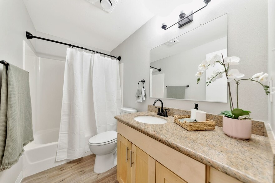 Bathroom - Terwilliger Terrace