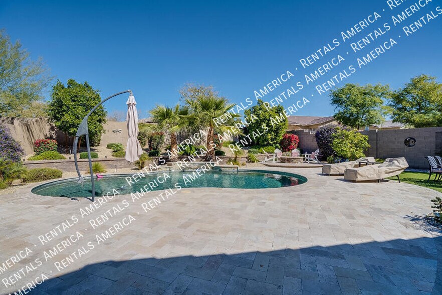 Building Photo - 21054 W Saide Ct