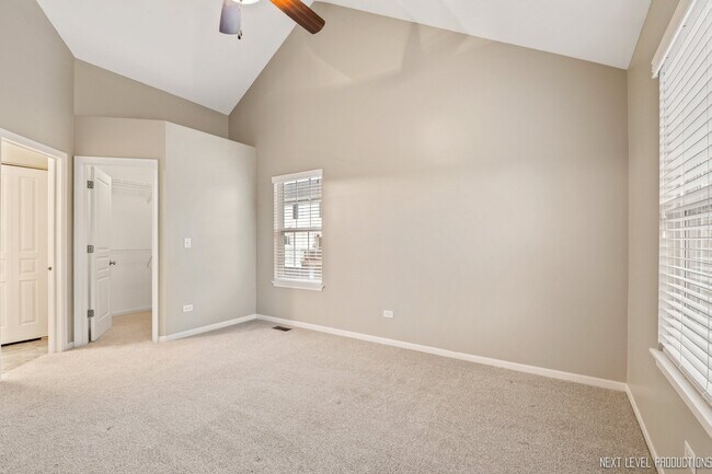 Building Photo - 24618 George Washington Dr