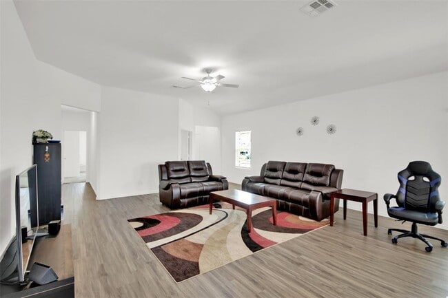 Building Photo - 937 Mallow Rd