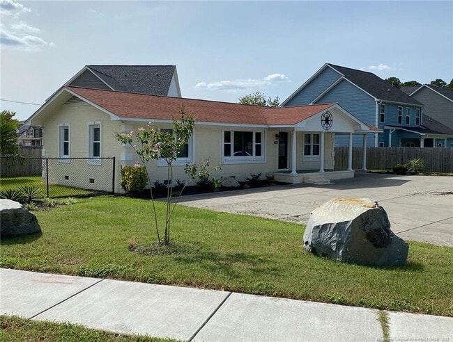 Primary Photo - 6021 Fisher Rd