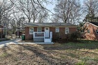 Building Photo - 4100 Dinglewood Ave