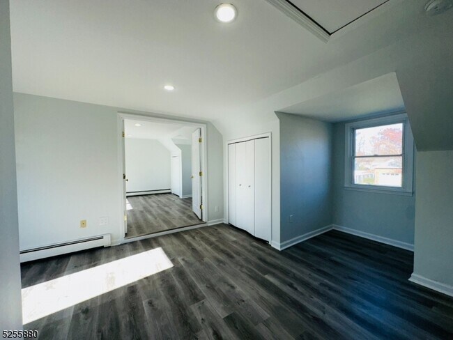 Building Photo - 79 Hawkins Ave