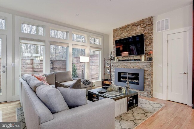 Building Photo - 5206 Willet Bridge Ct