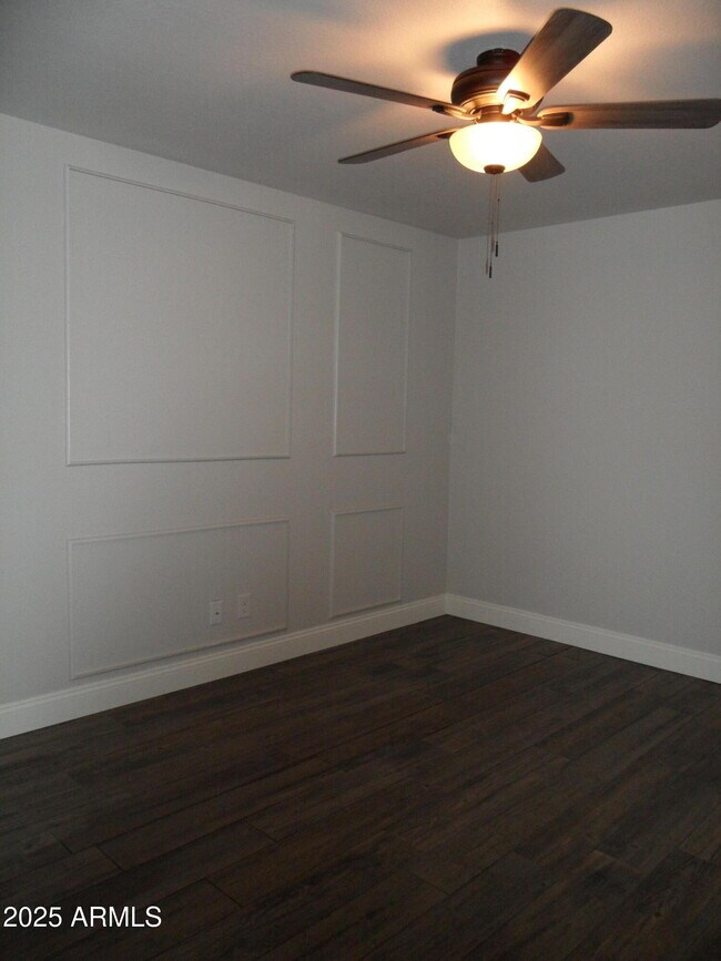 Building Photo - 7864 E Osage Ave