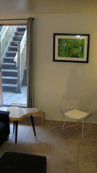 Building Photo - 1441 Lincoln Ave