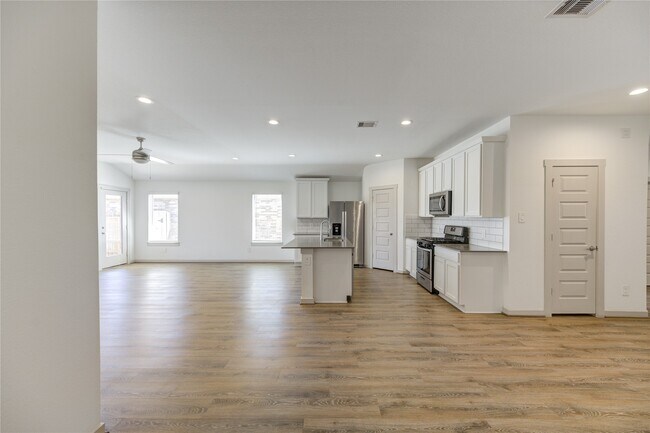 Building Photo - 29522 Paytons Park Ct