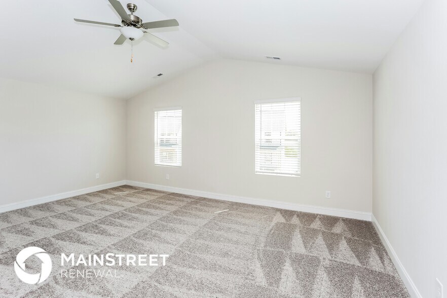 Building Photo - 2065 Swanport Ln