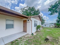 Building Photo - 5818 Charlton Dr
