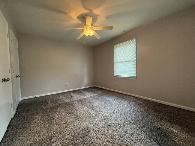 Building Photo - 8317 Summerglen Cir