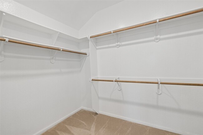 Building Photo - 2111 Levant Ln