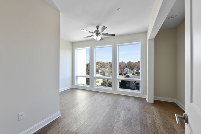 Building Photo - 5233 Highpointe Lakes Dr