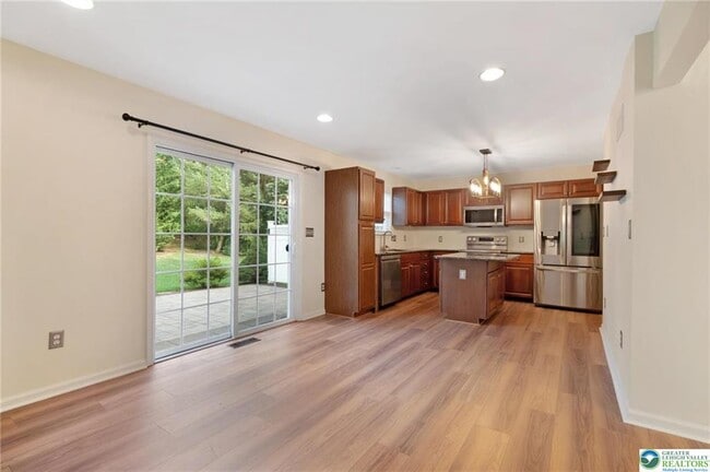 Building Photo - 5502 Tanglewood Ln