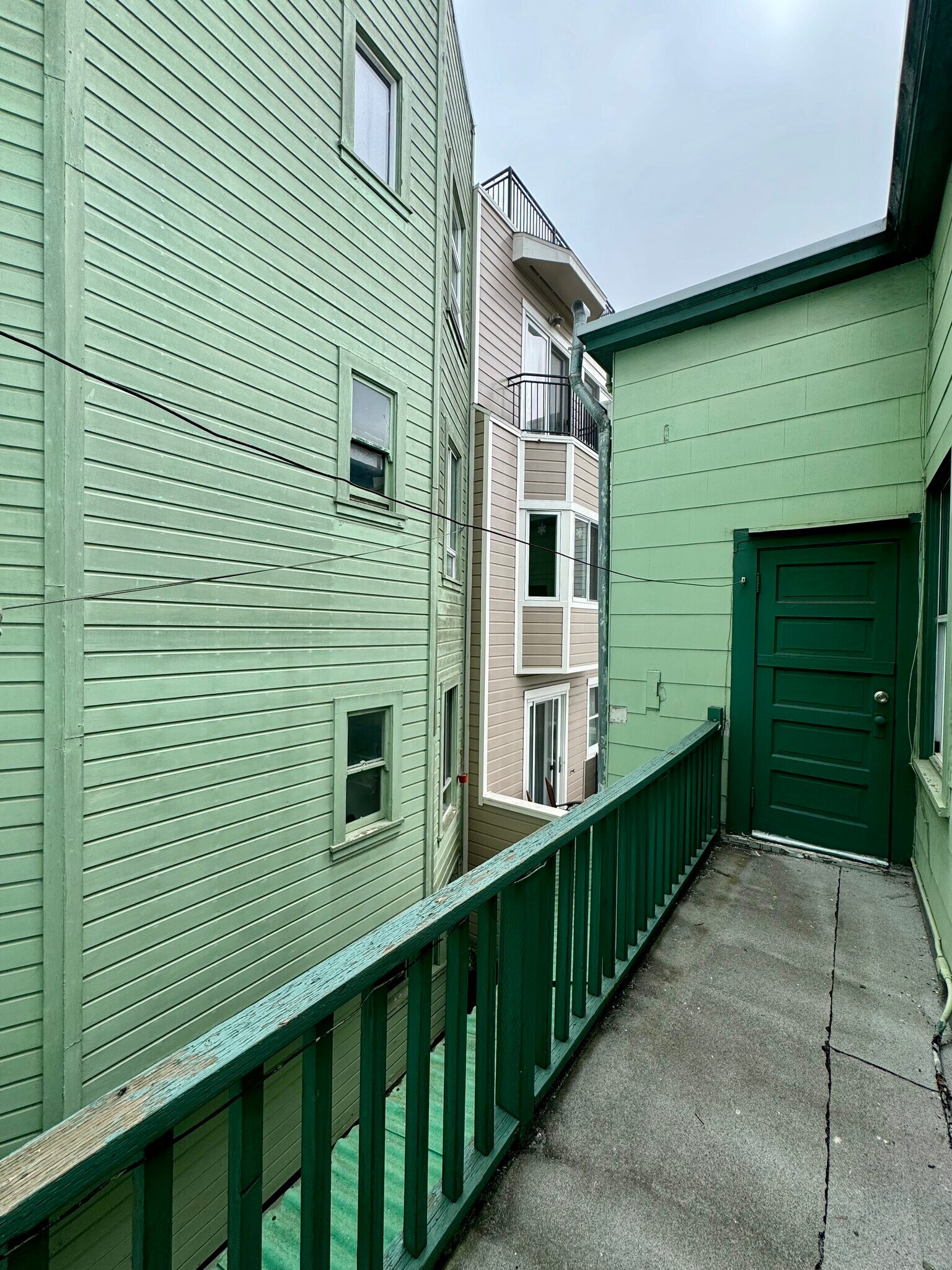 Building Photo - 1418 Pacific Ave