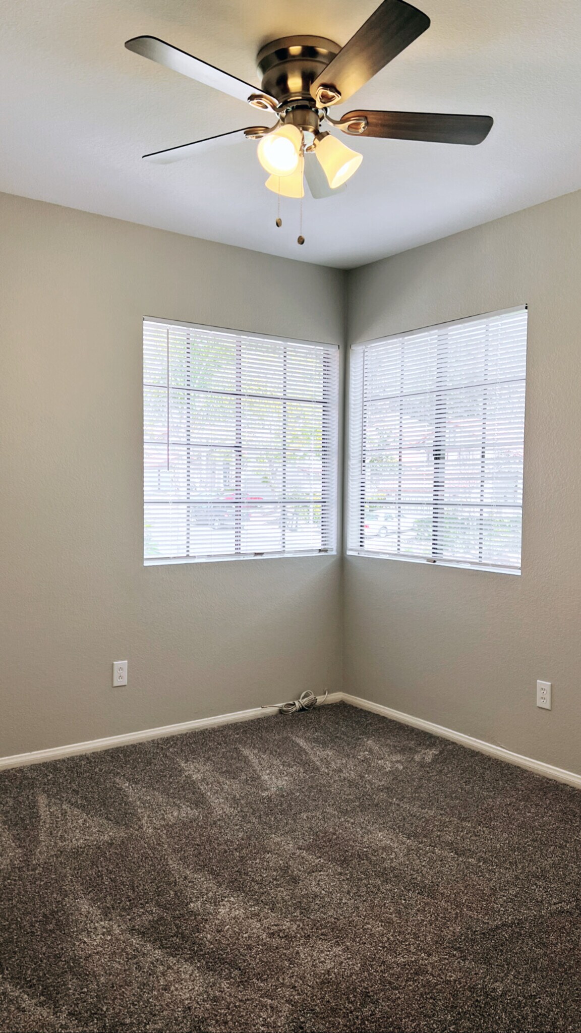 Building Photo - 24607 Jacarte Dr