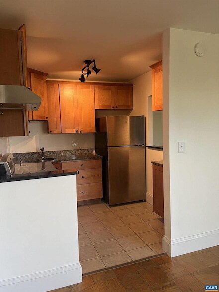 Building Photo - 511 1st St N