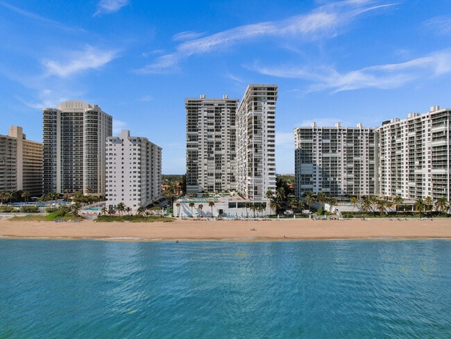 Building Photo - 4280 Galt Ocean Dr