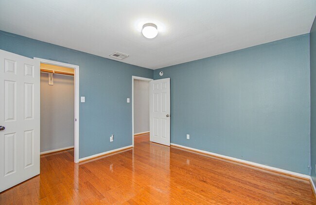 Building Photo - 6307 S Wintersage Ln