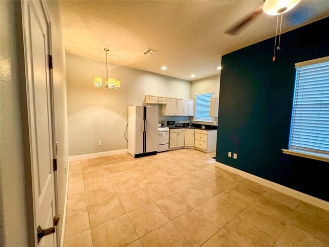 Building Photo - Cozy 1BR Apartment with Separate Entrance, All Utilities Included + Patio Retreat