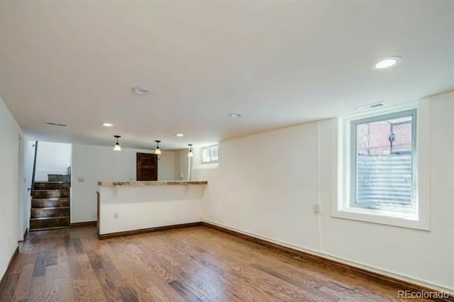 Building Photo - 1450 Clermont St