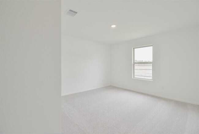 Building Photo - 18546 Cepagatti Dr
