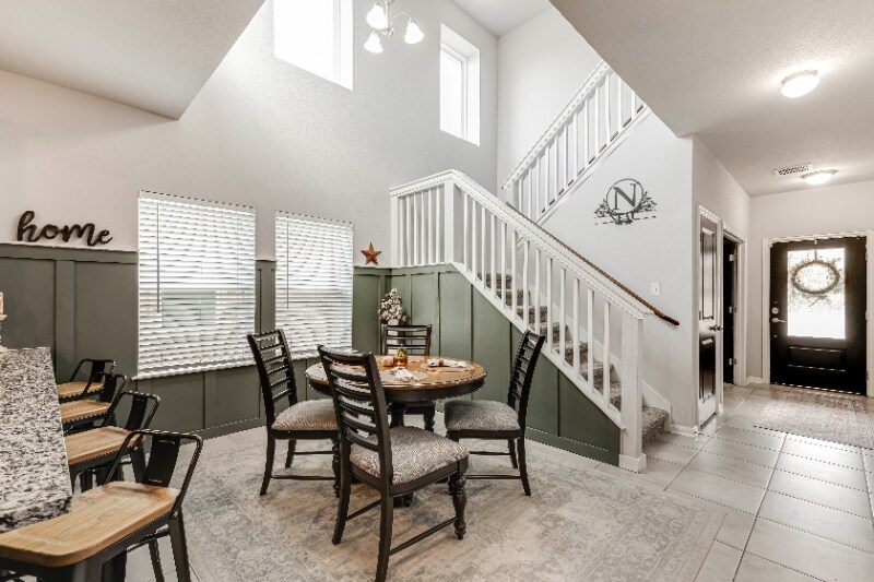 Building Photo - 7919 Deepwell Dr