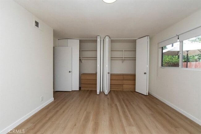 Building Photo - 27845 Hawthorne Blvd