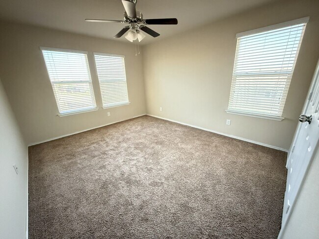 Building Photo - 3417 Parkmill Dr