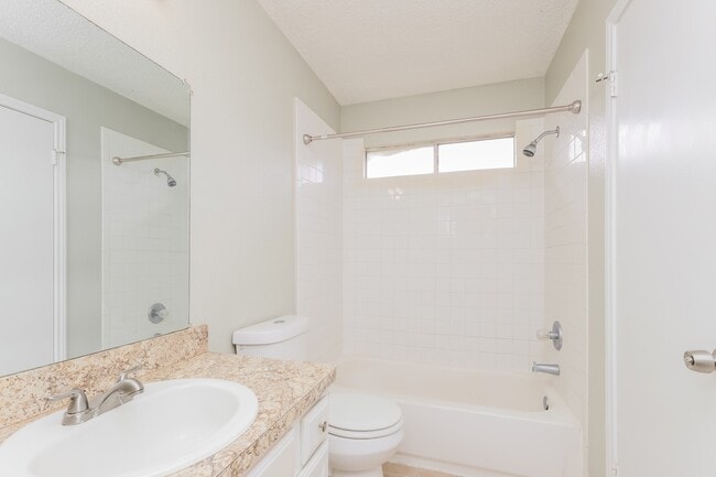 Building Photo - 2503 Silver Trumpet Dr