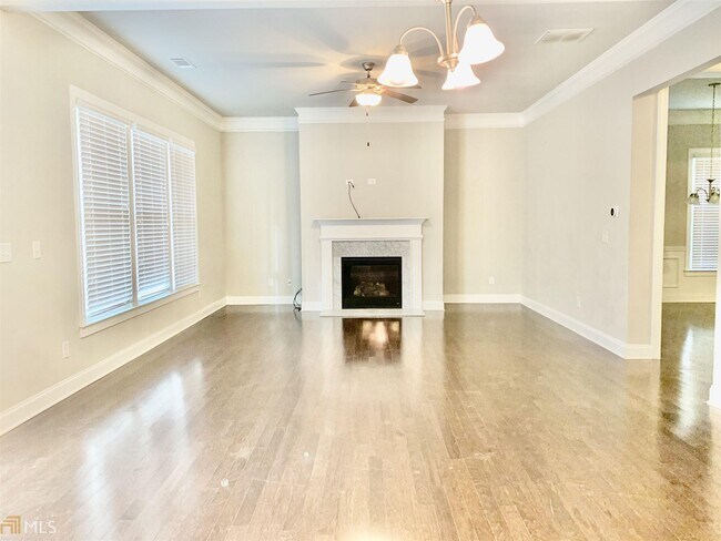 Building Photo - 516 Suwanee Park Terrace