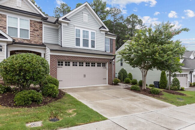 Building Photo - 1211 Nightshade Dr