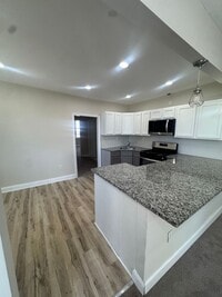 Building Photo - LIMITED-TIME MOVE-IN SPECIAL 525+ Credit Accepted | Only Half of First Month’s Rent + Last Month ...