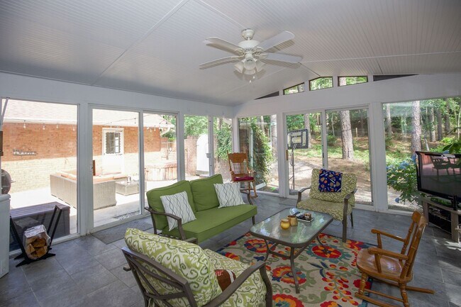Building Photo - 3 bedroom home in Southern Pines