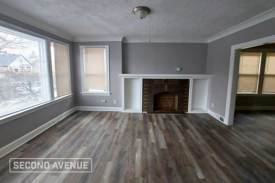 Building Photo - 8312 S Aberdeen St