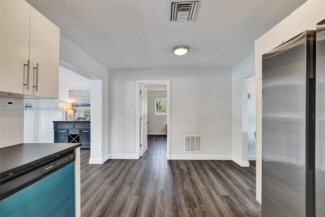 Building Photo - 3730 SW 47th Ct