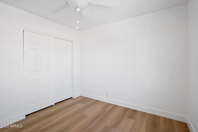 Building Photo - 5953 W Aurora Dr