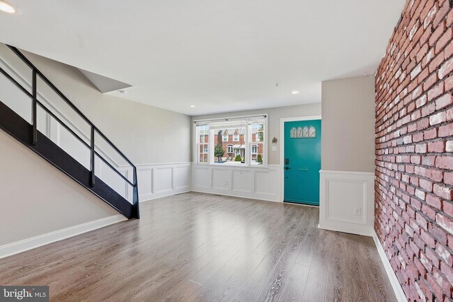 Building Photo - 6623 Tabor Ave